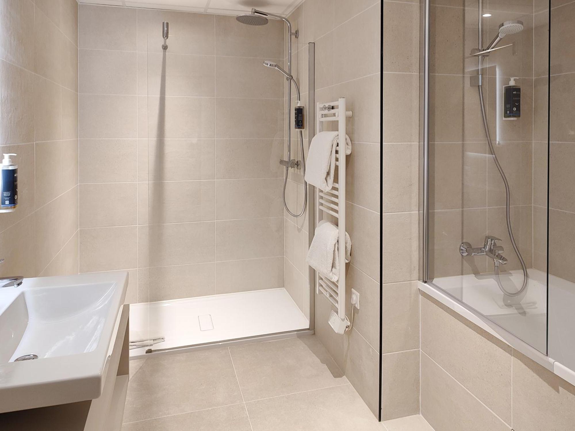 Brit Hotel Limoges Centre Gare Exterior foto